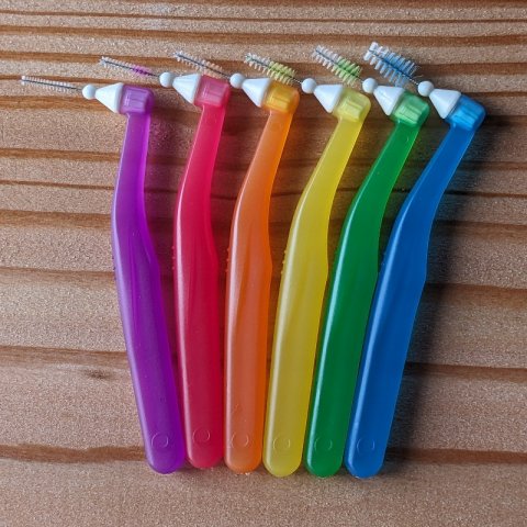 Brossette interdentaire OKAMURA® Pack d'essai 6 tailles coudées différentes